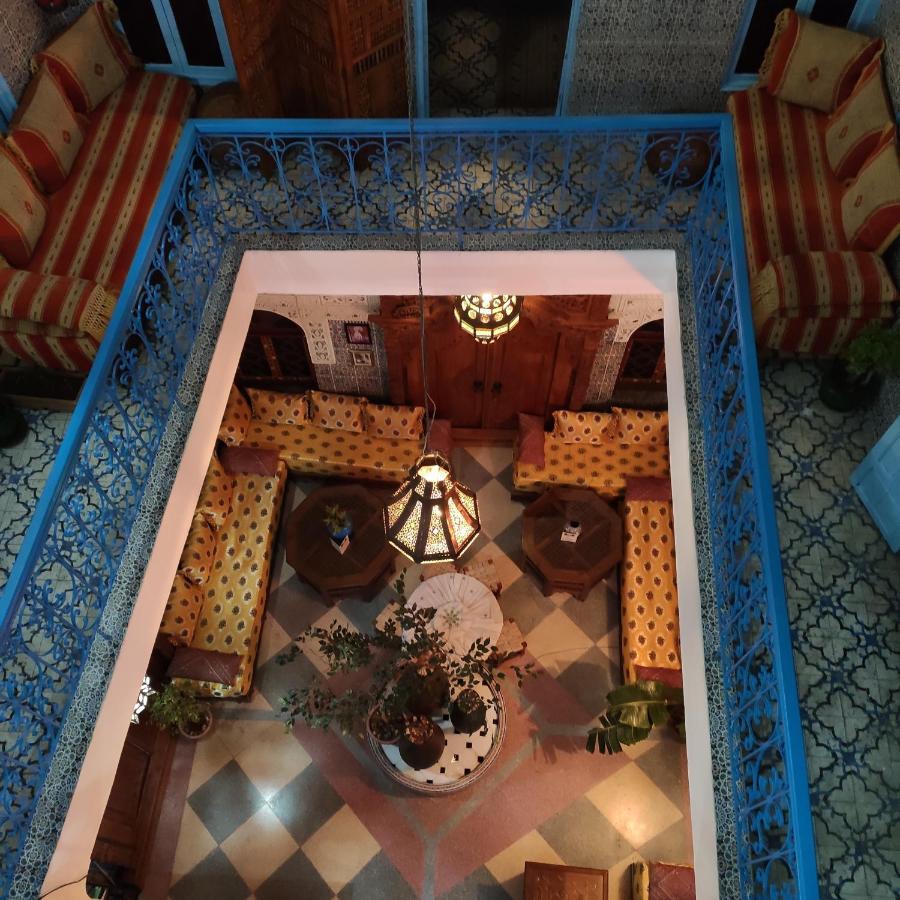 Ryad Bab Berdaine Meknès Buitenkant foto