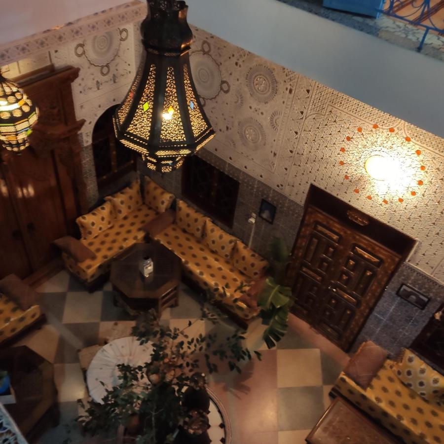 Ryad Bab Berdaine Meknès Buitenkant foto
