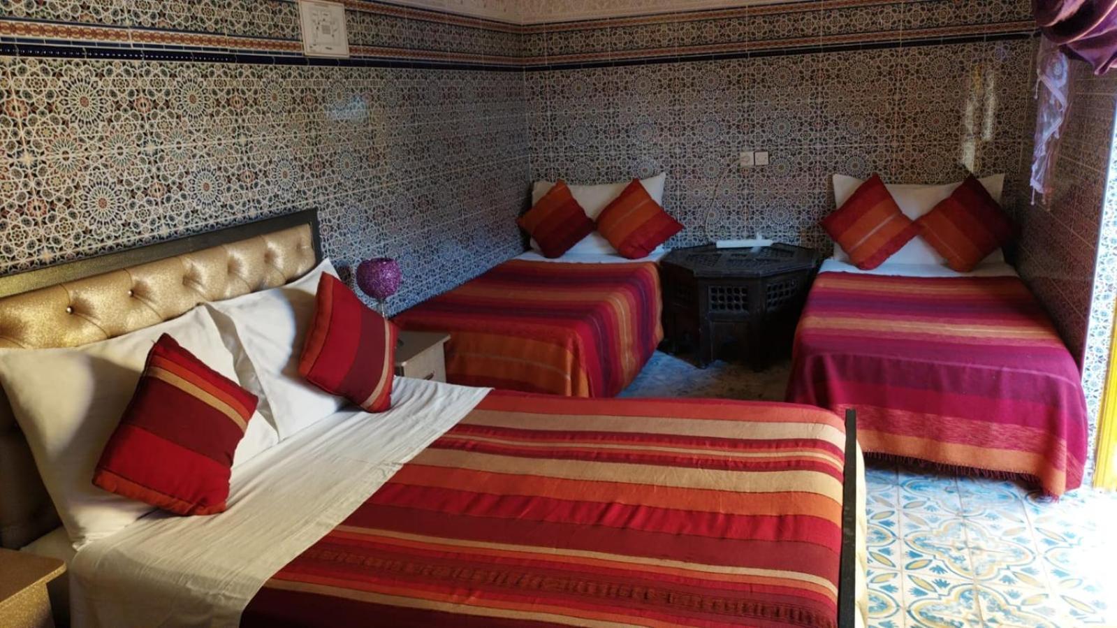 Ryad Bab Berdaine Meknès Kamer foto
