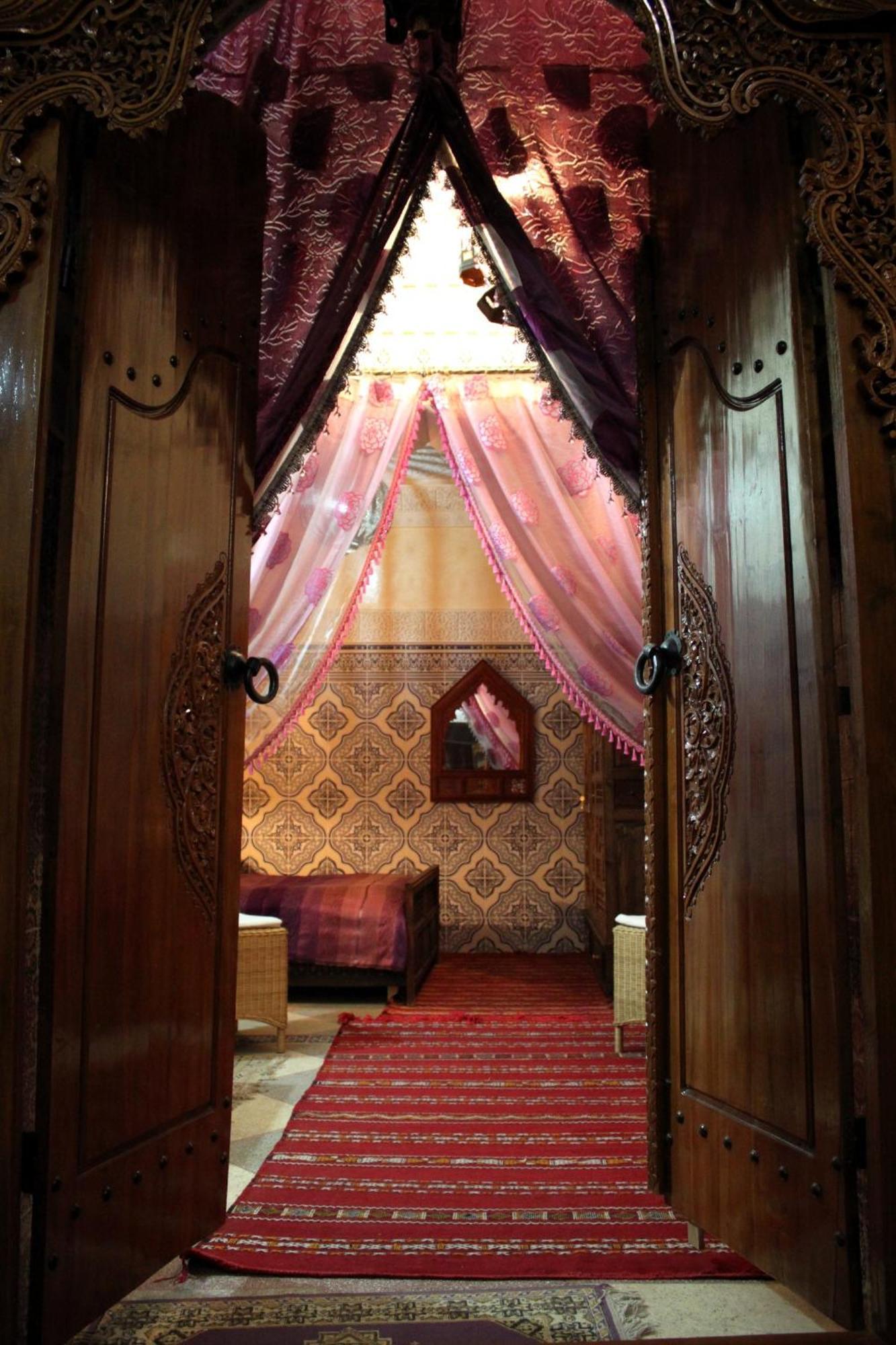 Ryad Bab Berdaine Meknès Kamer foto