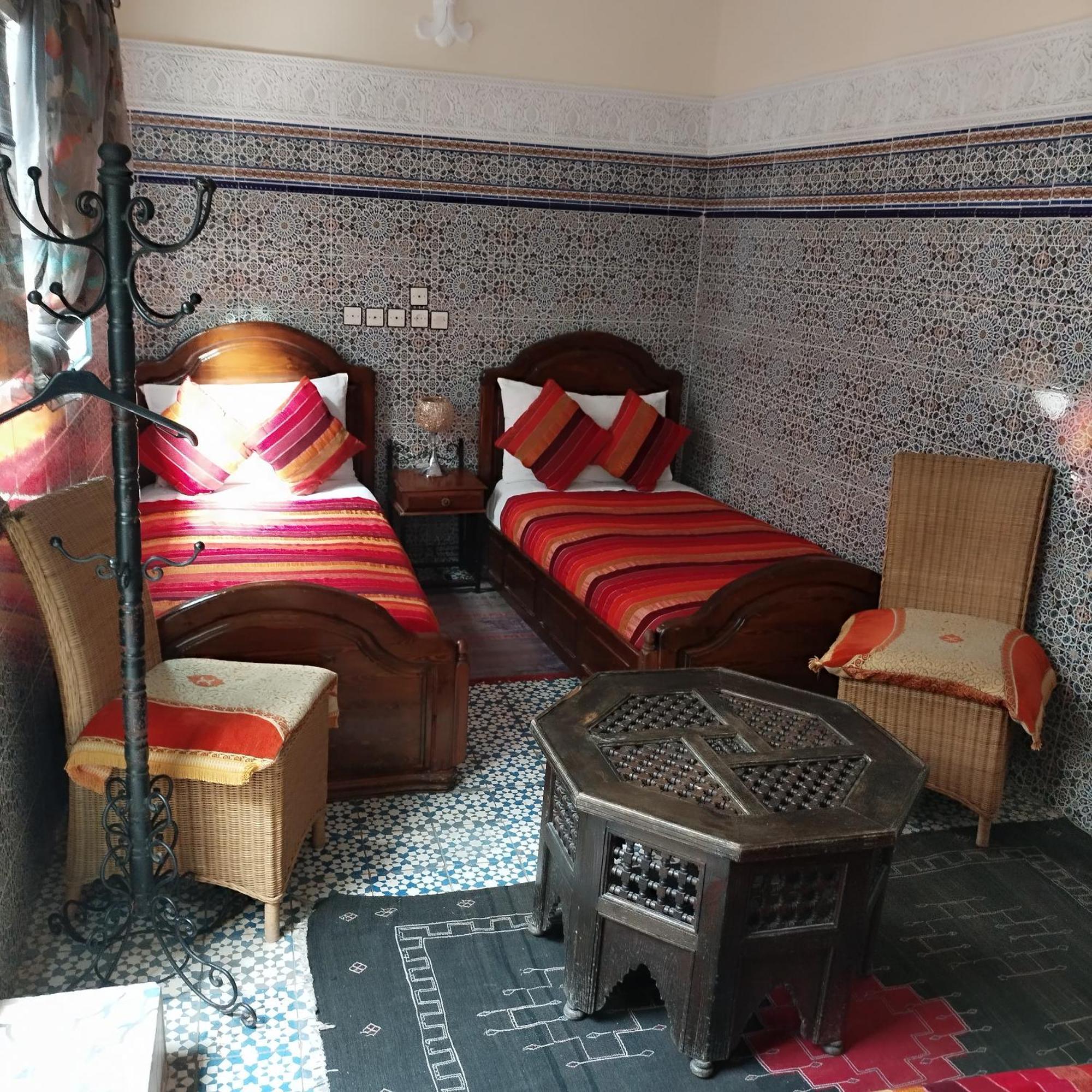 Ryad Bab Berdaine Meknès Kamer foto