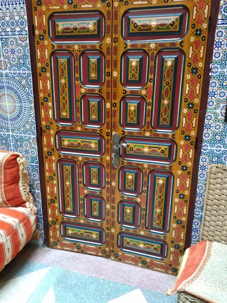 Ryad Bab Berdaine Meknès Buitenkant foto